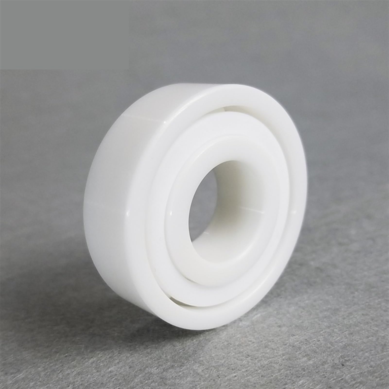 Cuscinetti a sfere a gola profonda 6205 CE dimensioni 25 * 52 * 15mm Cuscinetti in ceramica completi Cuscinetti a sfere in zirconio ZrO2 Girano senza problemi senza olio