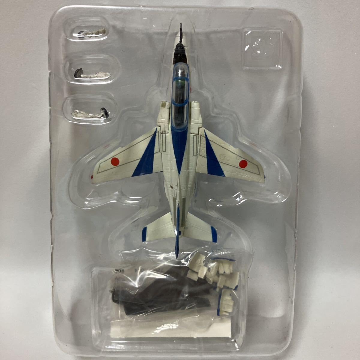 アクロチームコレクション/T-4航空自衛隊ブルーインパルス ブルーインパルス「T-4」1/100スケールキットはコレクションに