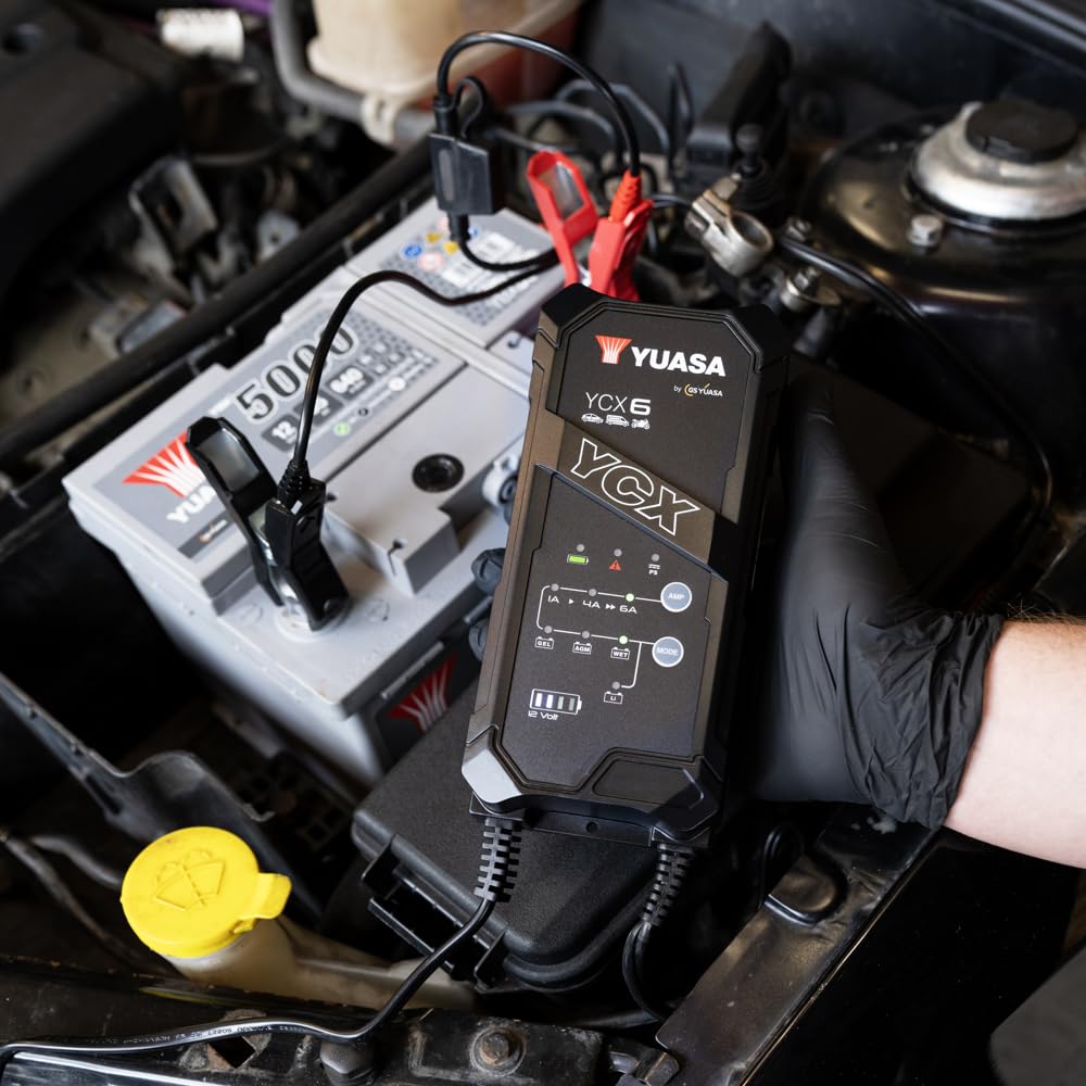 Yuasa YCX6 12 V 6 A batteria per auto, furgone e moto Smart Charger
