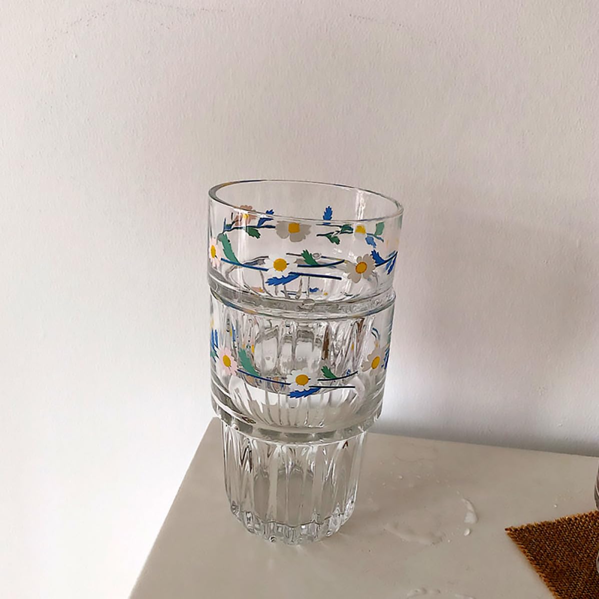 Vaso de Cristal Estilo Pastoral Margaritas, 4 Piezas Blanco | Borde Liso, Trabajo Meticuloso, Uso Múltiple, Escena para Cafetería y Restaurante, Forma Redonda