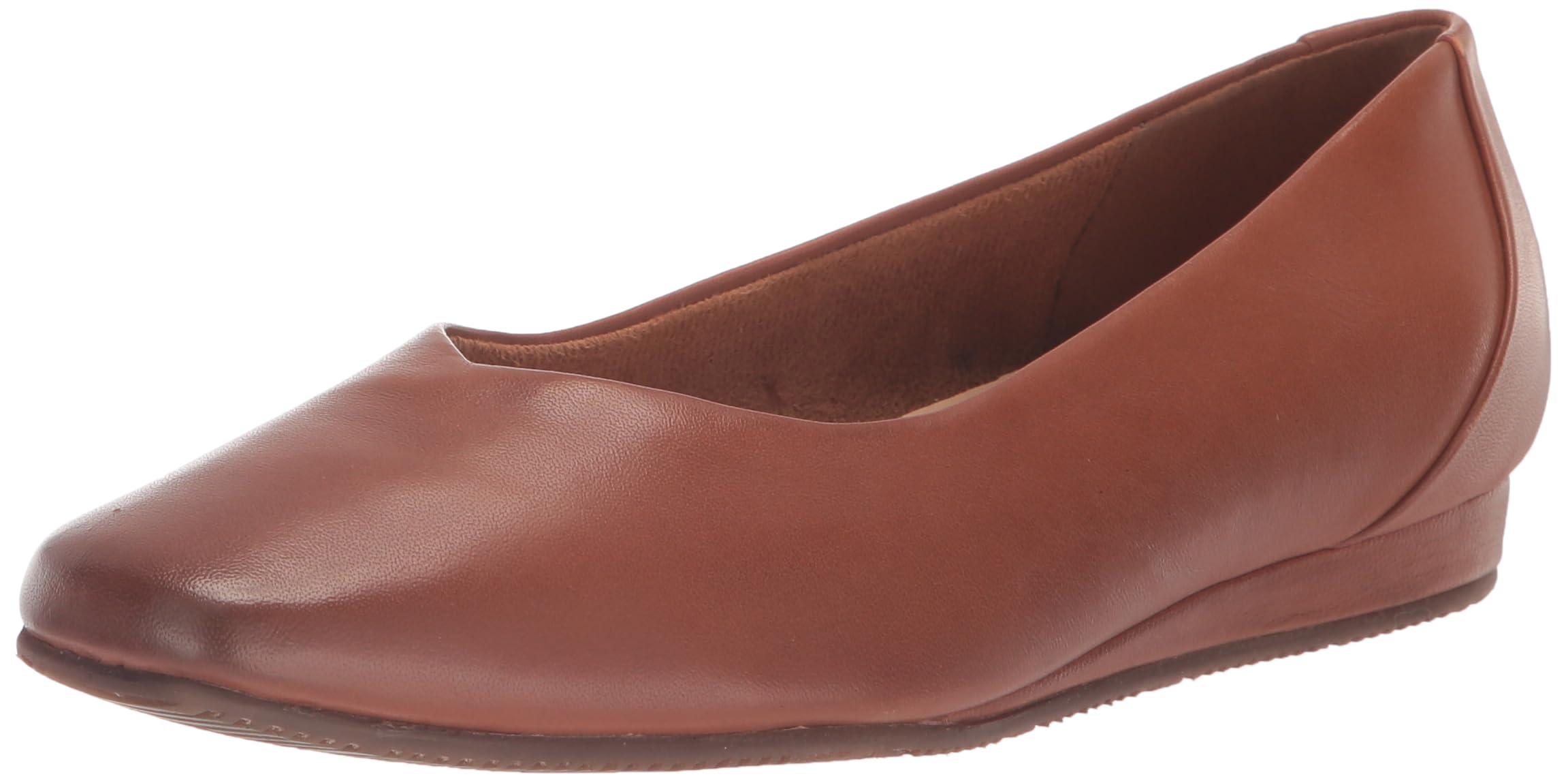 SoftWalkWomen's Vellore Ballet Flat