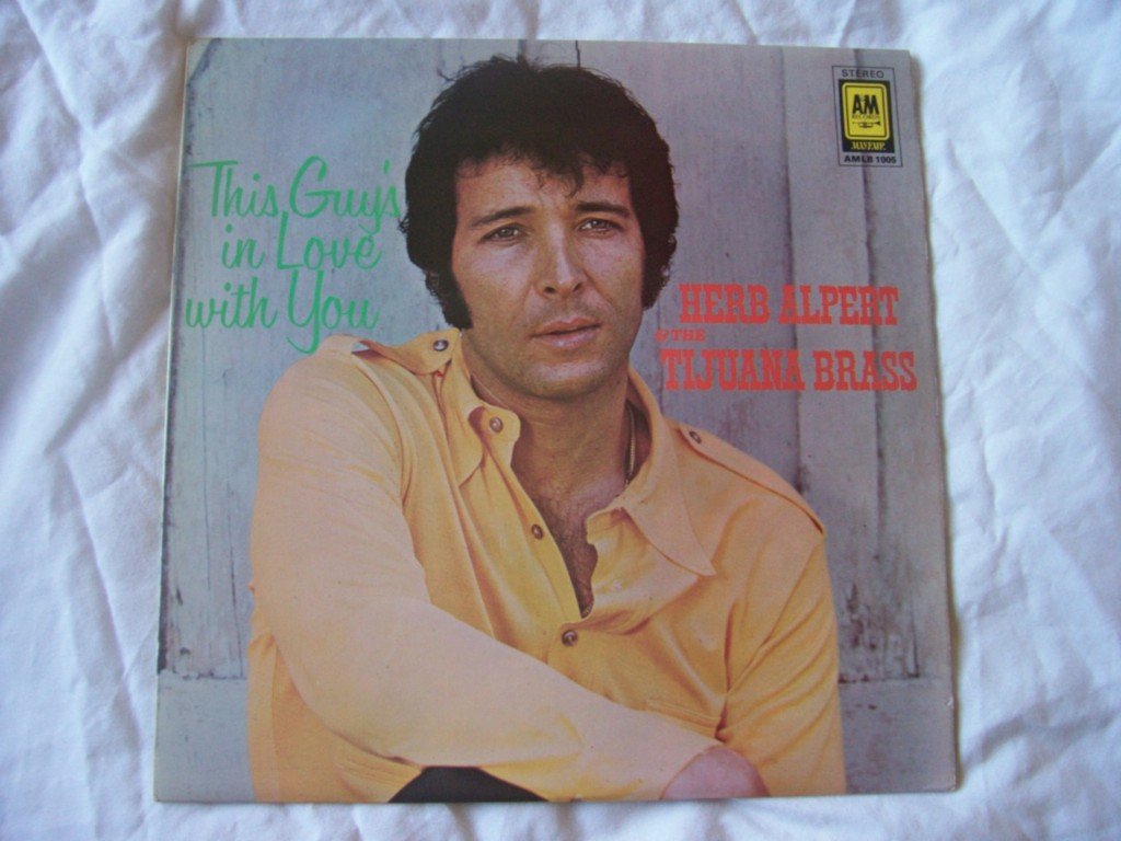 Herb Alpert / This Guy's In Love With You Herb Alpert Amazon.fr CD