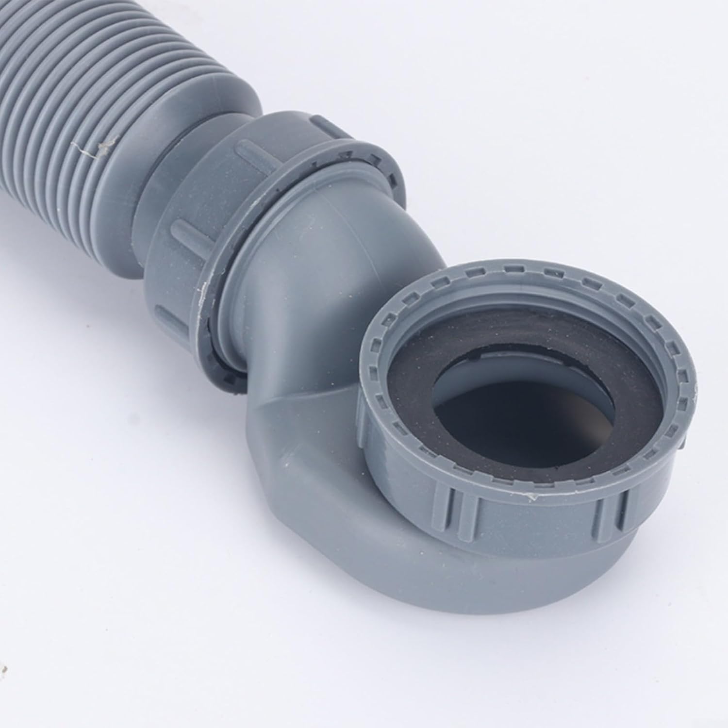 Flaches Profil, 3,8 cm P-Falle für Badewanne, flexibles Duschabflussrohr, platzsparend, P-Typ-Biegung, einfache Installation, effizientes Abfallmanagement für freistehende Wannen