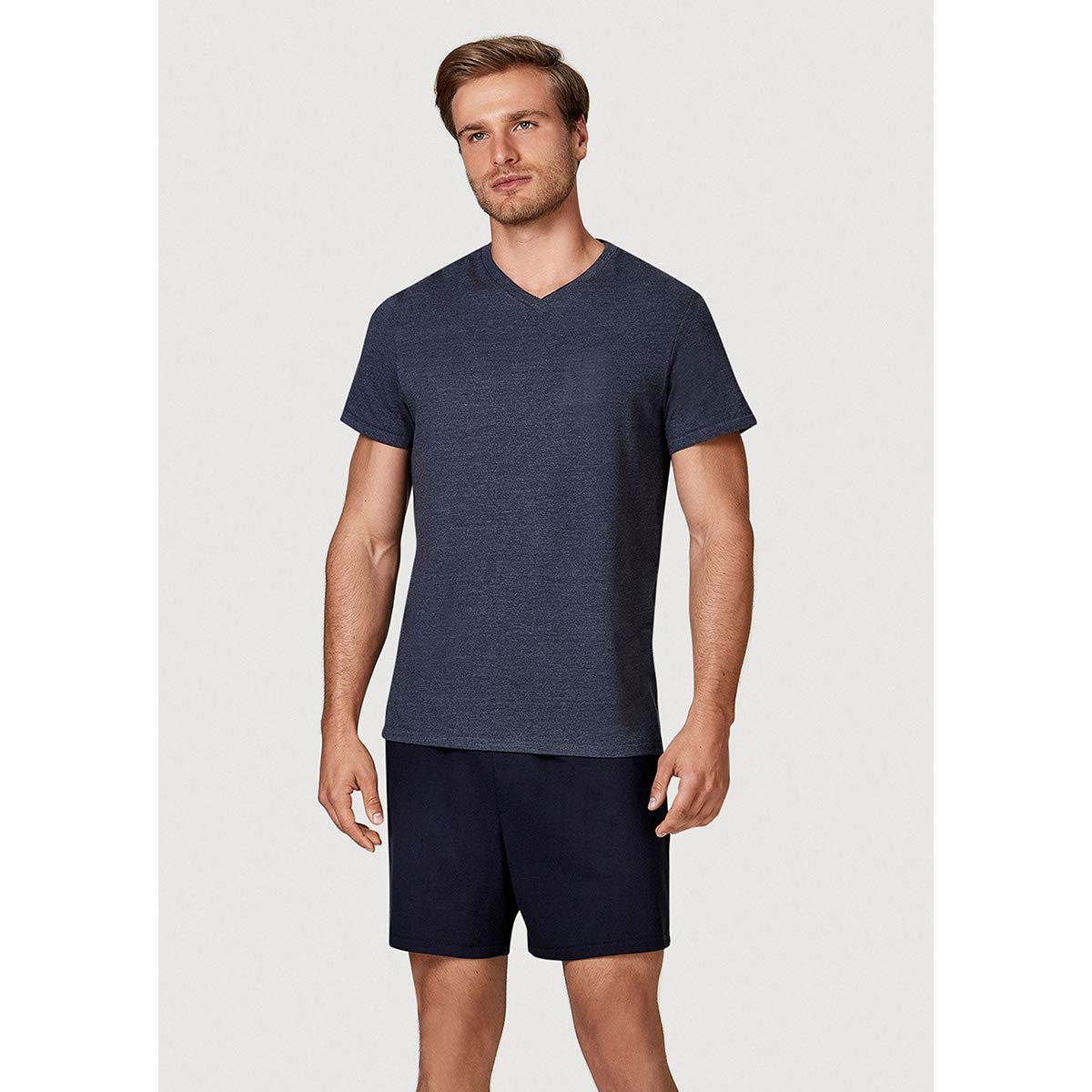 Pijama Masculino Curto Em Malha Cinza XG em promoção! Veja a oferta e mais achadinhos de Moda íntima 9 Hoje é o melhor dia para comprar Pijama Masculino Curto Em Malha Cinza XG com aquele preço maroto! Promoção! Aproveite a oferta! 9