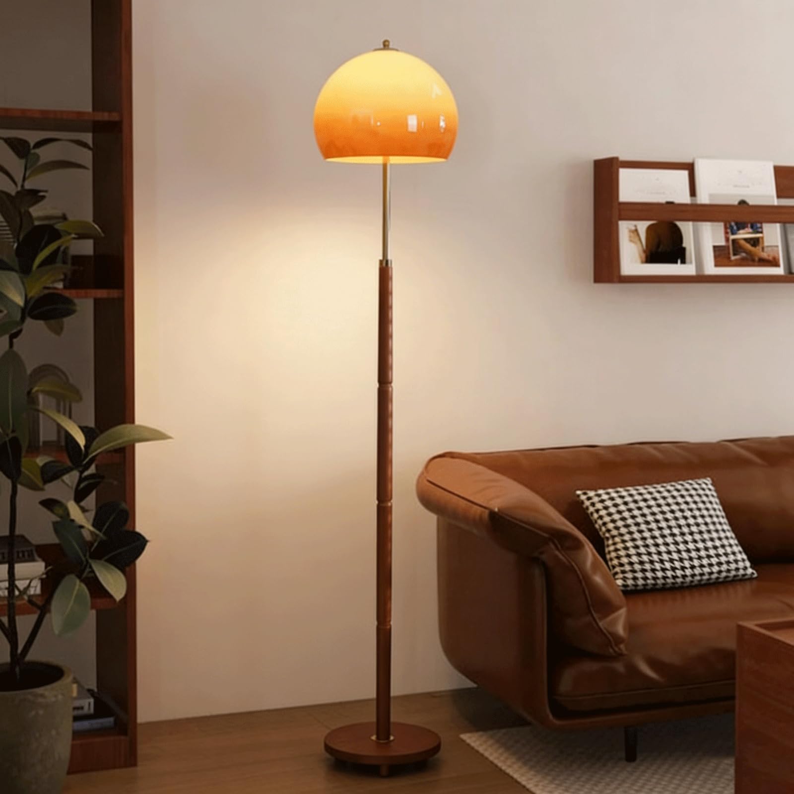 Lampadaire nordique en bois avec globe en verre de haute qualité esthétique