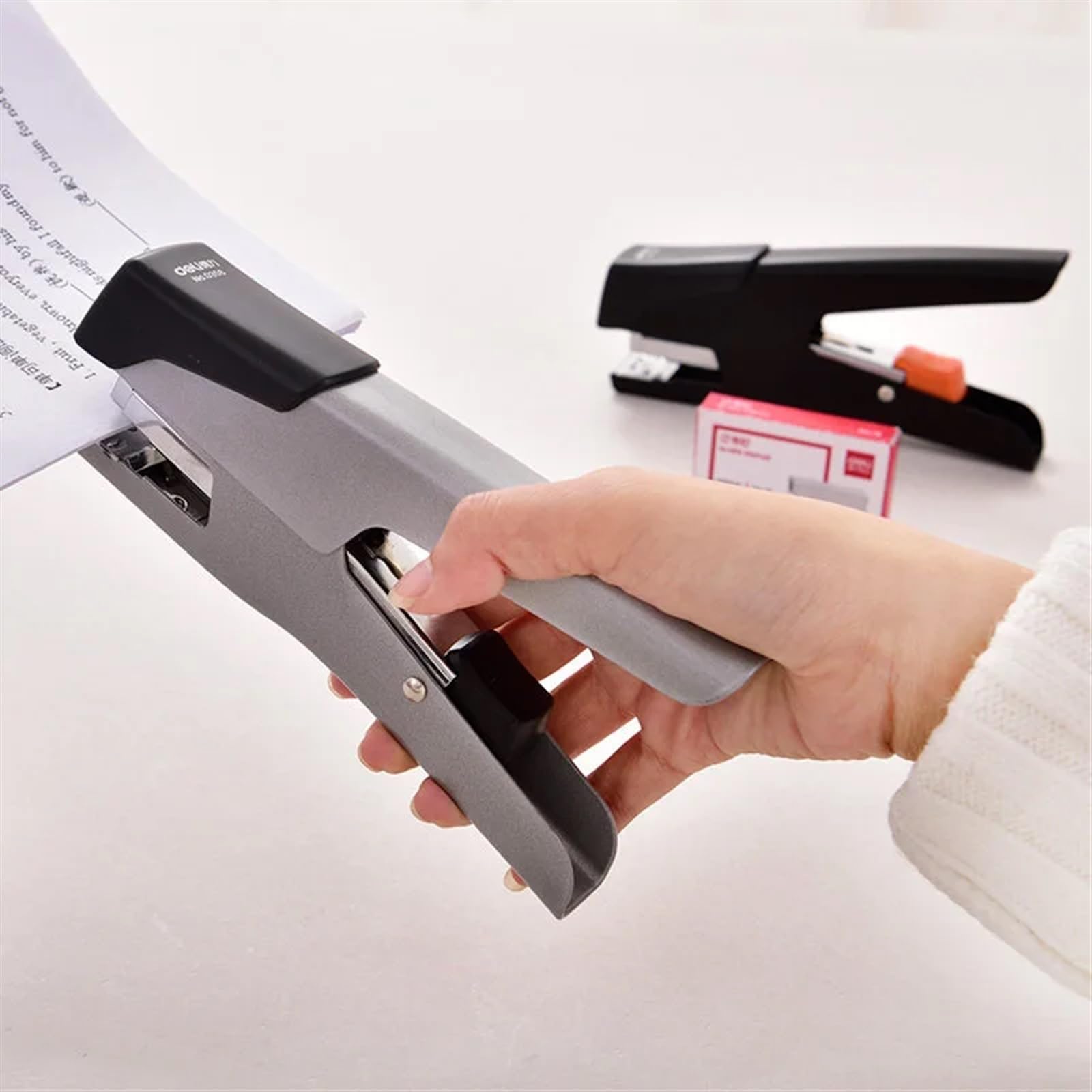 Agrafeuse Aneautre à main-d'œuvre à main 24/6 Agraflures universel Bureau de fourniture Étudiant Student Student Business Manual Binding Tool Agrapheuse (Color : White)