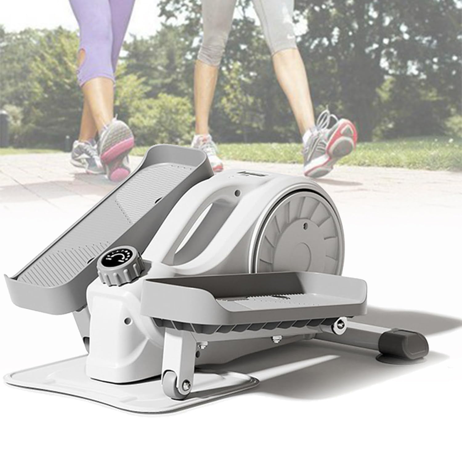 Activité cardio en télétravail avec ce mini vélo elliptique de bureau