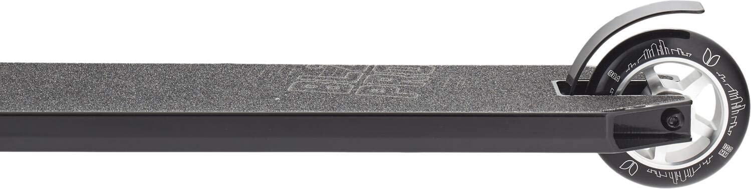 Blazer Pro Outrun stuntstep black