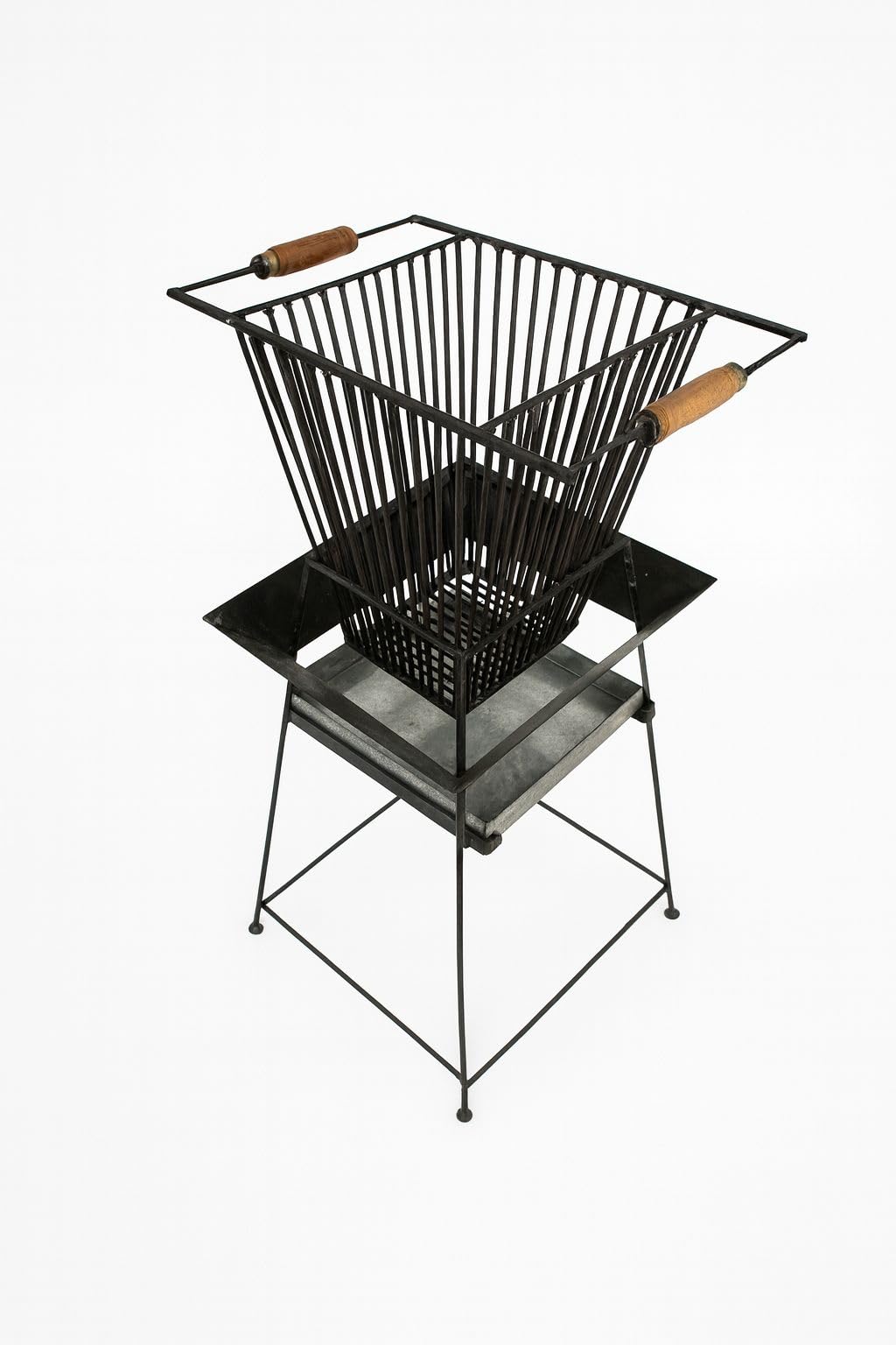 Outdoor Metal Fire Pit Basket, Square, Black, Powder Coated, Wood/Charcoal Fuel, Modern Industrial, with Wooden Handles, for Patio, Garden, Camping (33.4LX54.8BX91.4H) Cm