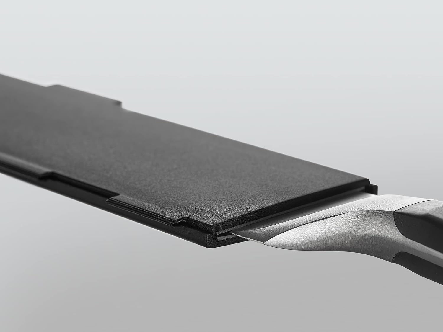 Wusthof Magnetic Blade Guard, 26 x 5.5 cm Size,Black