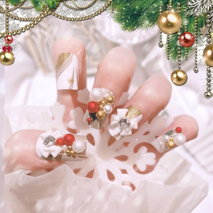 Amazon | FINGOOO クリスマス ネイルチップ 24枚入り 両面テープ付き