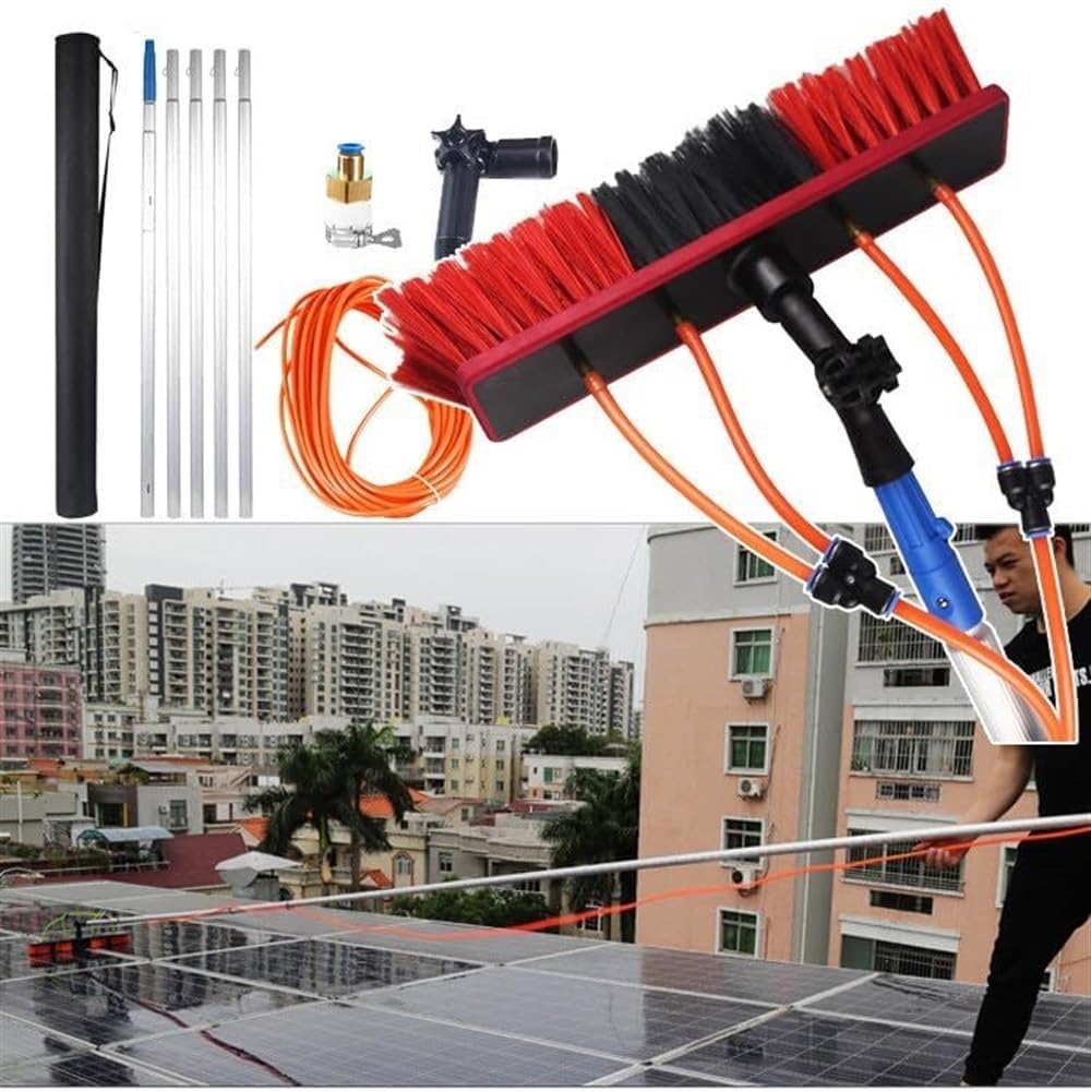 Nettoyage de panneaux photovoltaïques et solaires avec brosse et tige télescopique