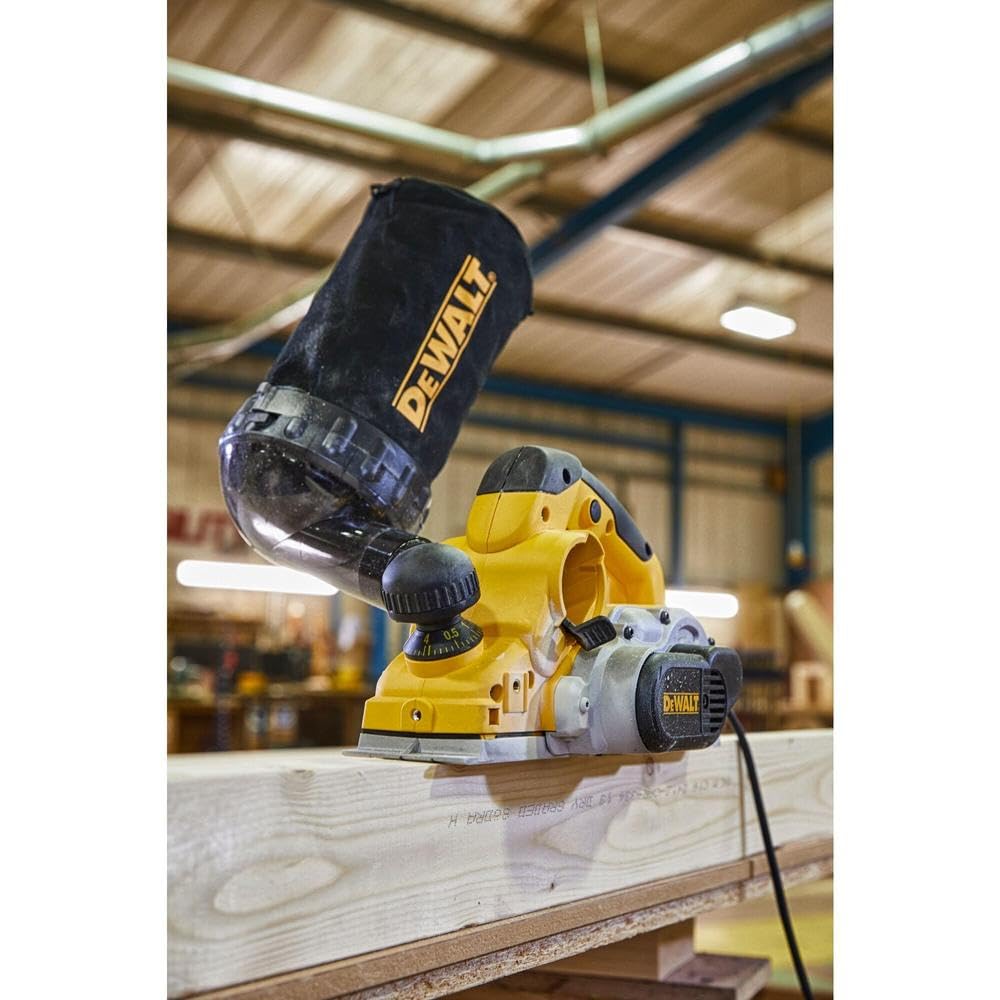 DeWalt D26500K - Cepillo