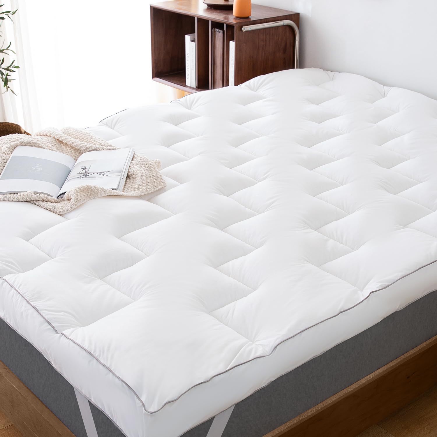 Marine Moon Mattress Topper Full, Extra Thick Pillow Top Pad, Full Filled with 7D Down