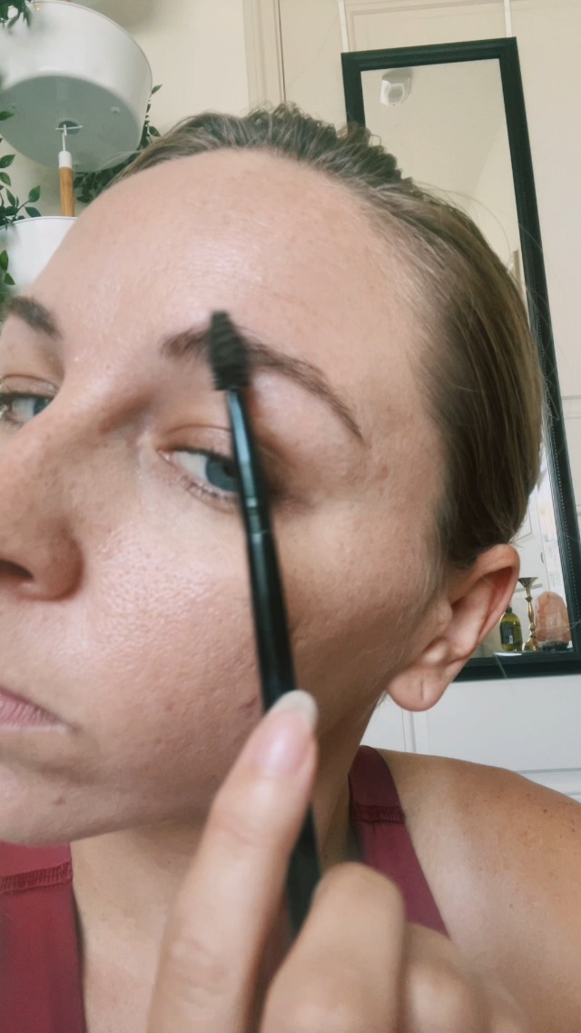 Watch Honest Review of this Makeup Brush for Eyebrows & Eyelashes on ...