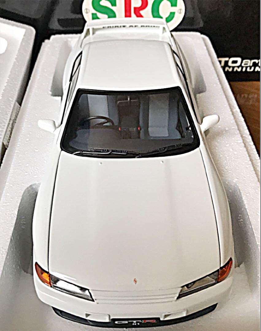 Amazon | オートアート1/18ニッサン スカイラインGT-R R32 N1ニスモ