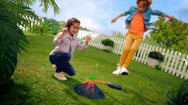 Amazon.com: Dino Blasters, Rocket Launcher for Kids - Soars 100