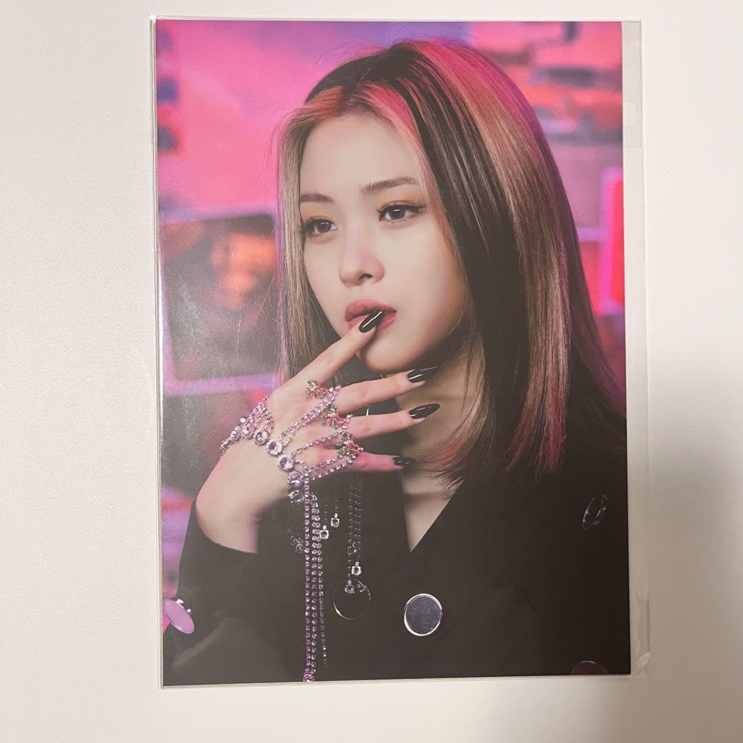 ITZY リュジン トレカ ミニポスター yes24 interpark Amazon.co.jp: ITZY yes24 hottracks ミニポスター ポストカード