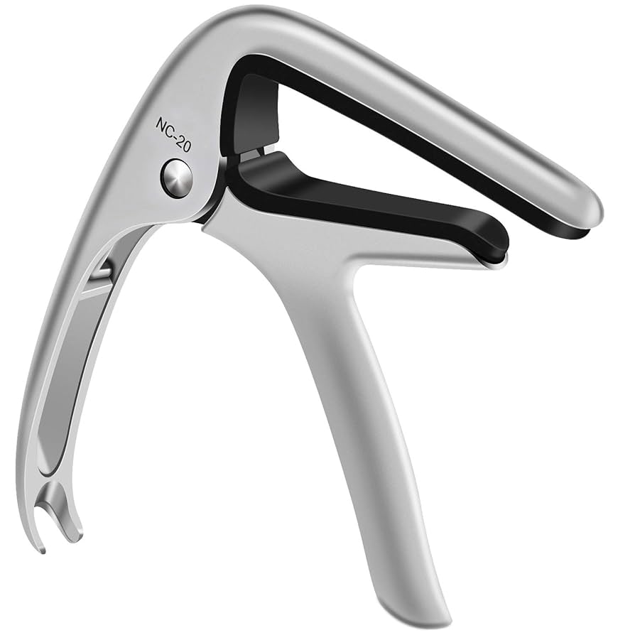 美品 ホワイト エレキギター スタンド カポタスト付き 美品 ホワイト エレキギター スタンド カポタスト付き Amazon.co