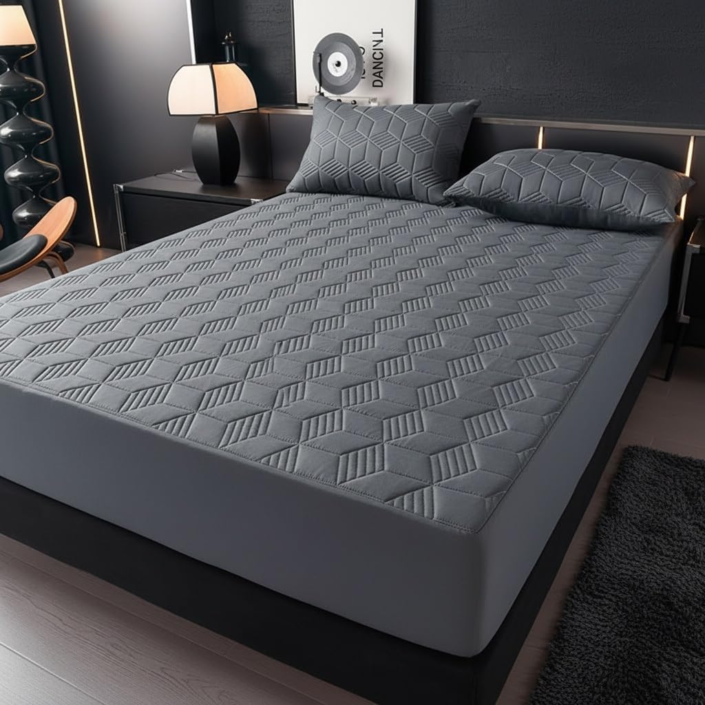 Full Size Mattress Protector Soft and Comfortable Fitted Mattress Pad with Deep Pocket Waterproof Design Easy