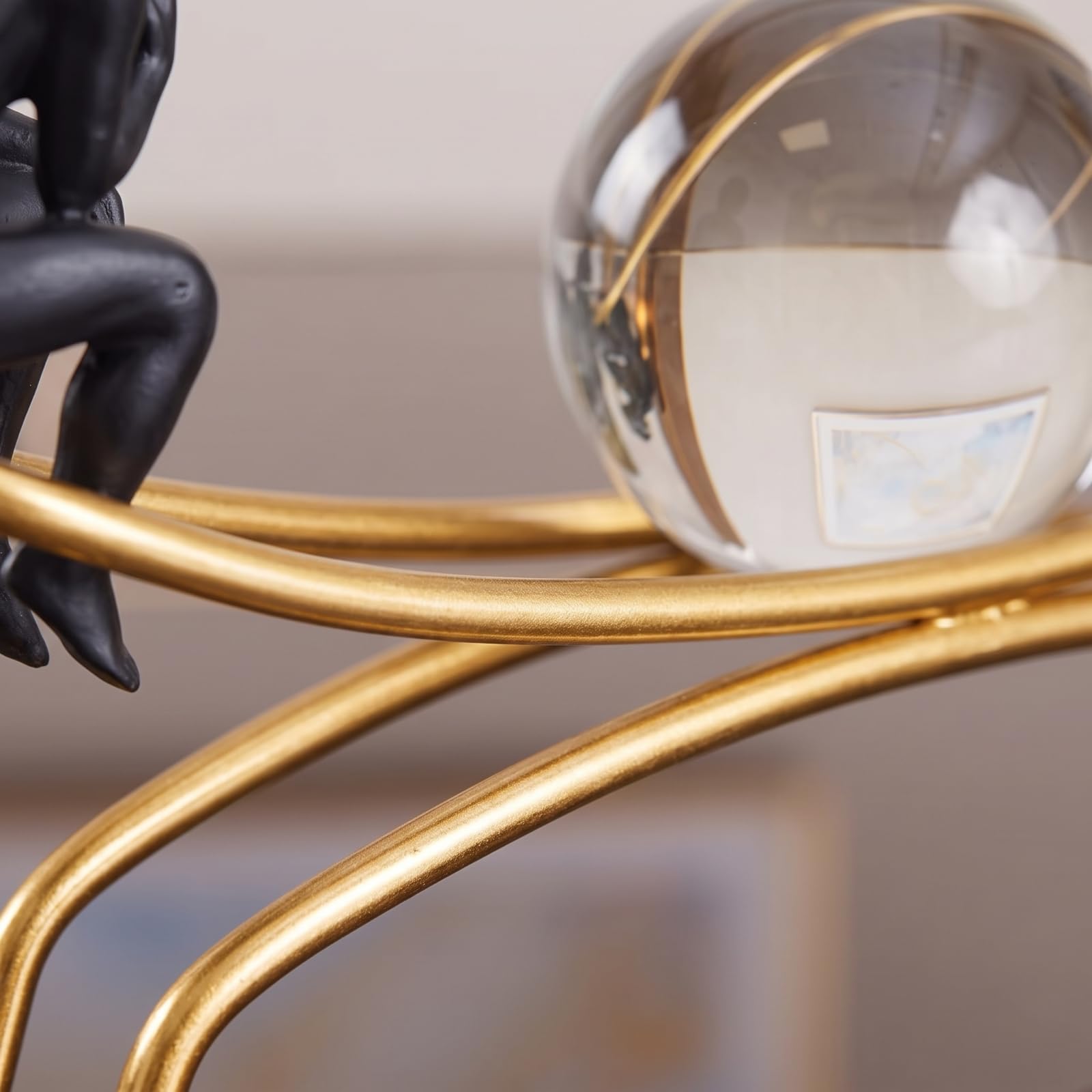 Soprammobile con Sfera di Cristallo Dorato Scultura con Sfera di Cristallo Moderno Figura da Tavolo per Amanti Del Design D'interni, Ufficio, Ingresso