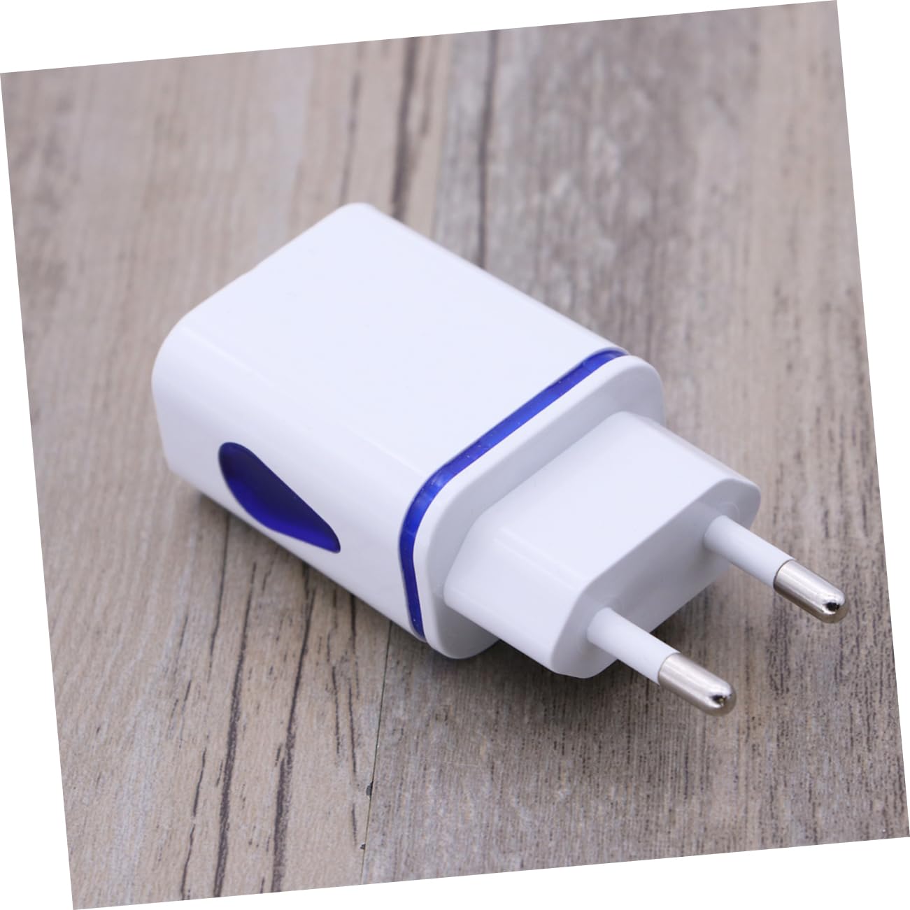 OSALADI 3pezzi Caricatore Forma Di Goccia Con Luce Led e Due Porte Usb Adattatore Da Parete Per Smartphone Blu Per Viaggi e Uso Quotidiano