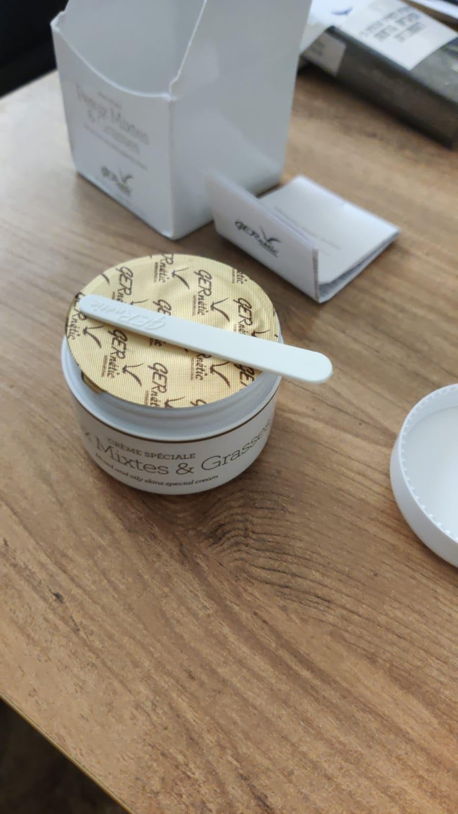 Gernetic International GERne'tic CRÈME SPECIALE PEAUX MIXTES ET GRASSES Mixed and Oily Skins Special Cream 1.7oz