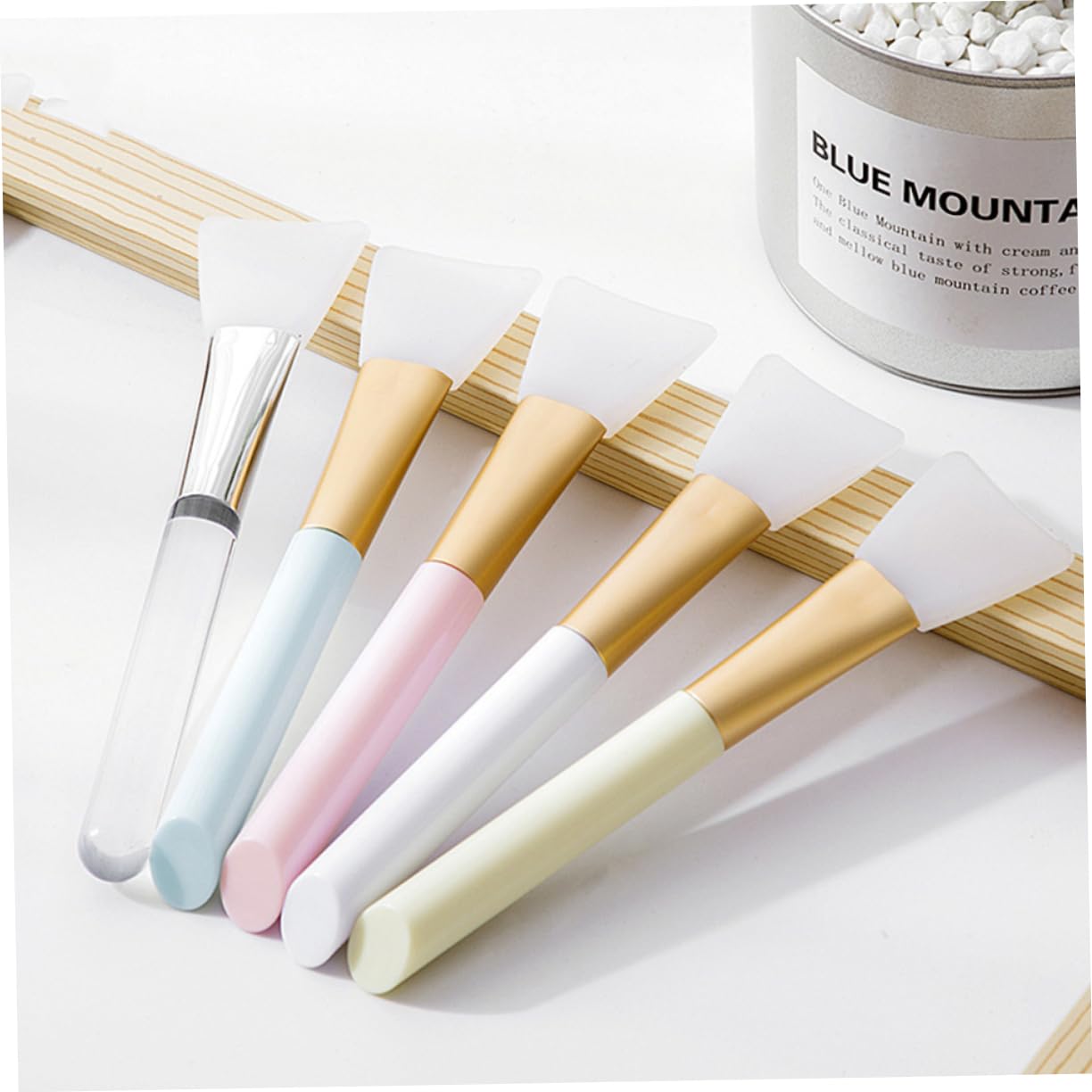 Ipetboom 4pcs Silicone Face Mask Brush Mud Mixing Tool for Skin Care Comfortable Handle White Yellow for Easy Application Hard to Reach Areas