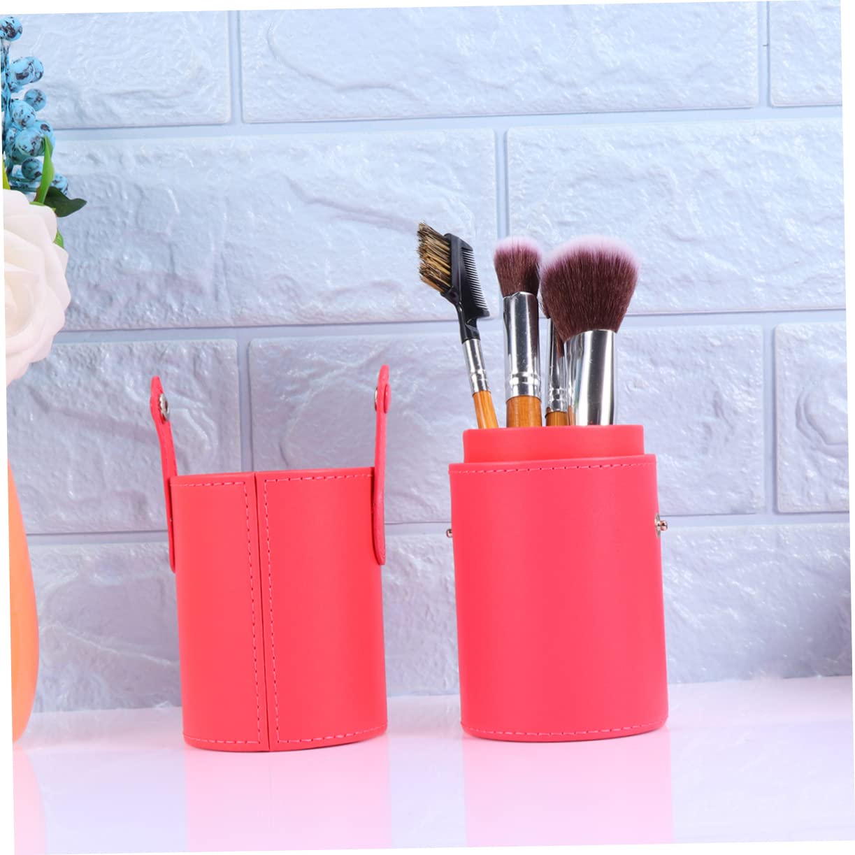 VICASKY Makeup Brush Holder Case Pu Leather Travel Bucket Makeup Brush Organizer Large Capacity Travel Accessory