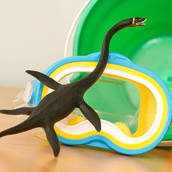 Safari Ltd. Elasmosaurus Figurine - Detailed 10 Marine Dinosaur Figure - Educational Toy for Boys, Girls, and Kids Age 3+