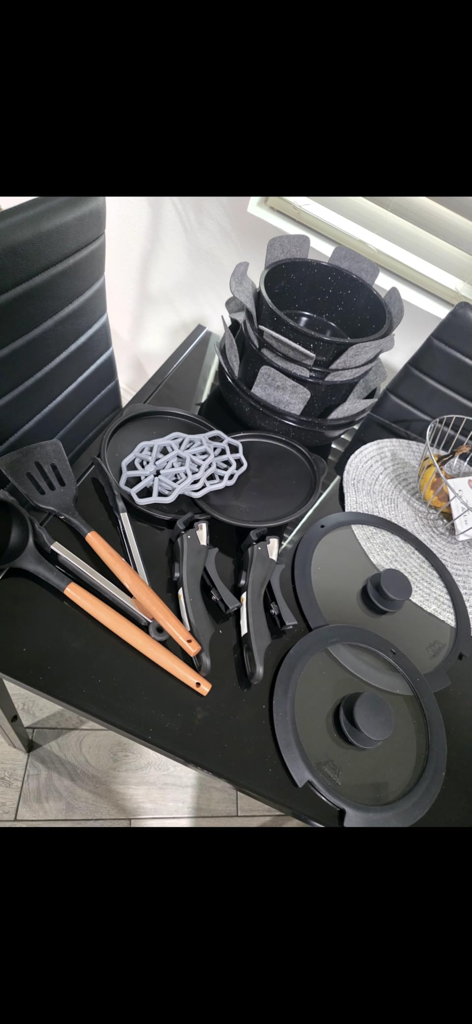 Cookware Set 29 pieces with Multiple Layer Granite Coating and Silicone Handles photo review