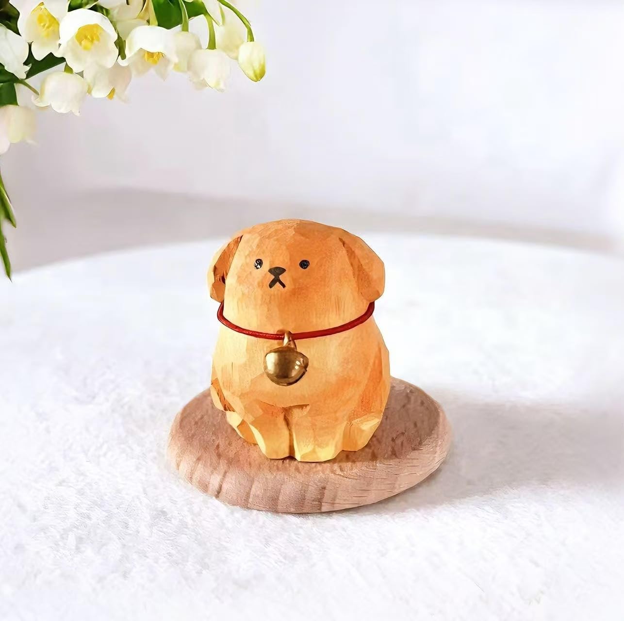 Hand-Carved Wooden Golden Retriever Figurine – Cute Small Dog Statue with Wooden Base, Unique Collectible Pet Figure for Desk & Home Decor, Thoughtful Gift for Dog Lovers