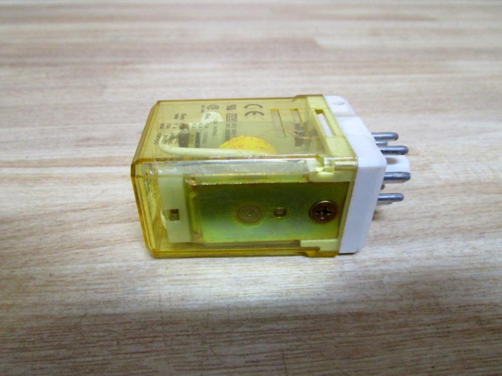 IDEC RR2P-ULAC120V 120 VAC Coil, 2 Poles DPDT, 50/60 HZ, 8 PIN Terminal, Power Relay, RR Series, Rugged Industrial 10 AMP, with LED Indicator