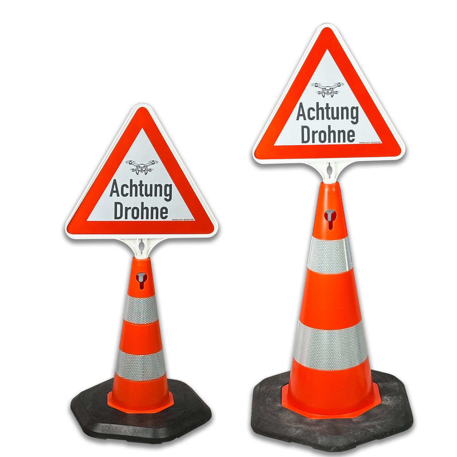 Achtung Drohne: Reflektierender Kegel mit wechselbarem Schild – Schnell aufgestellt und mobil einsetzbar in zwei praktischen Größen. (Achtung Drohne, 50 cm)