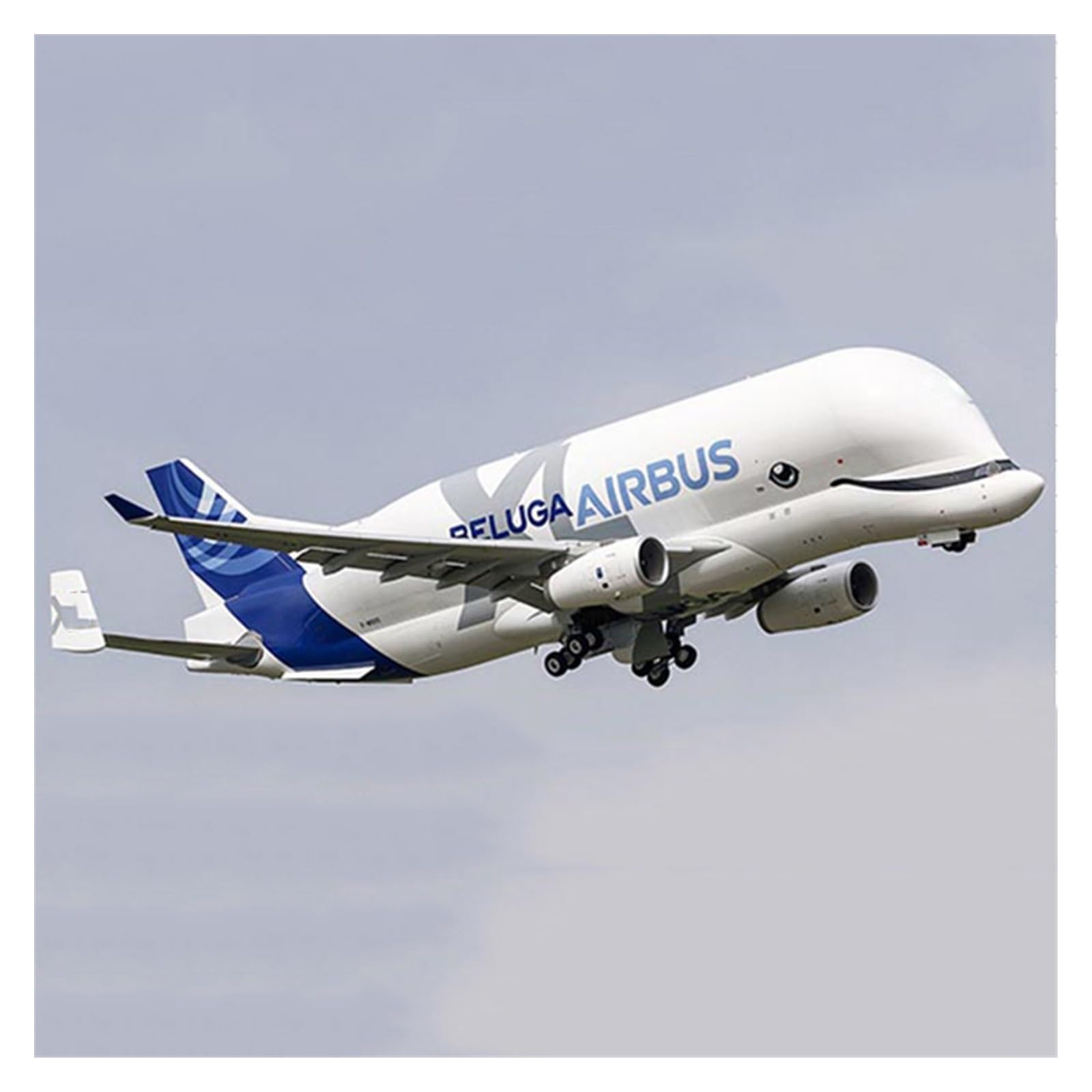Amazon.co.jp: 1:400 エアバス A330 ベルーガ航空飛行機モデル : おもちゃ