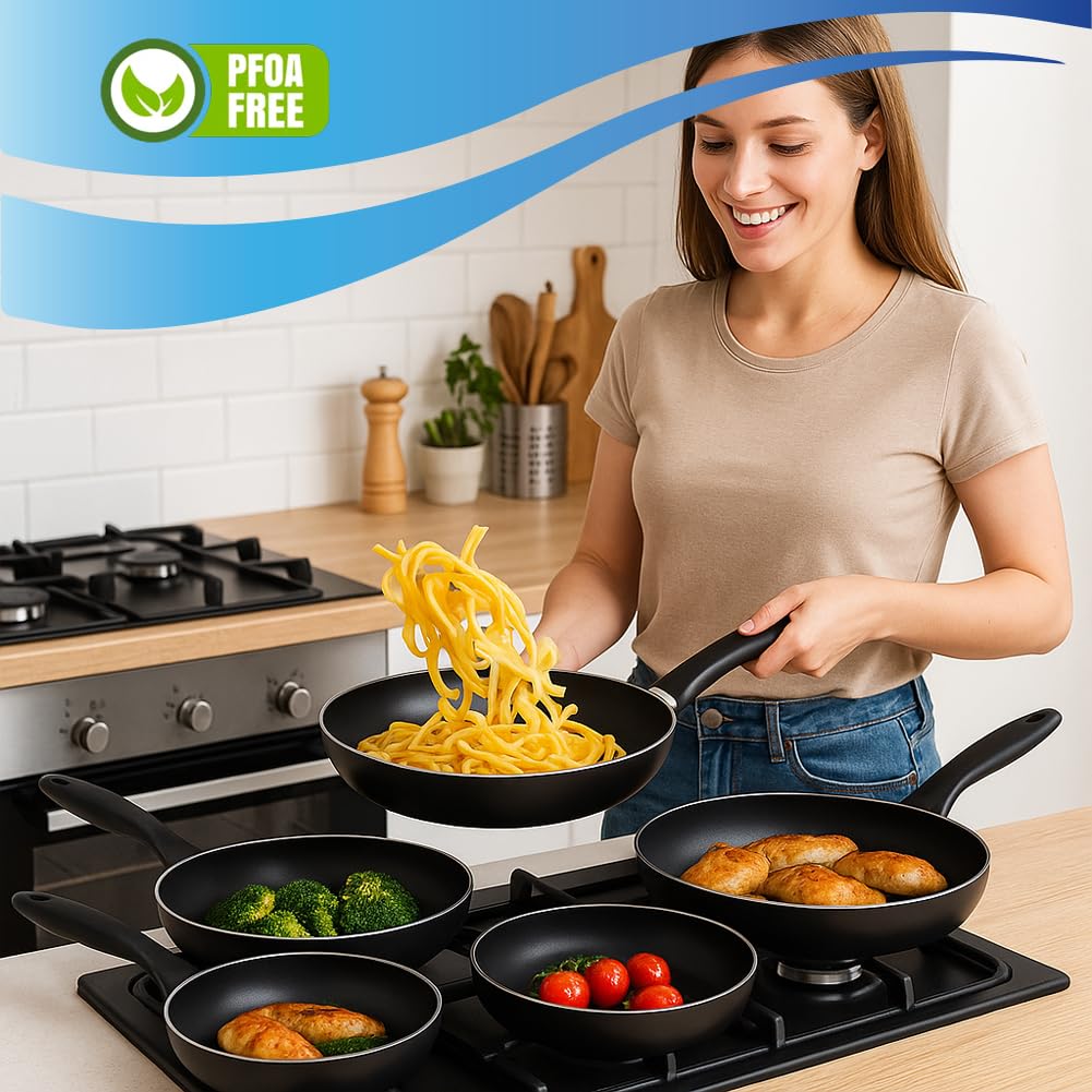 BAKAJI Lot de 4 poêles volcano diamètre 16-20 – 24-28 cm Made in Italy, revêtement antiadhésif PFOA libre, cuisson homogène, poignée thermique cool et Soft Touch, idéal pour cuisinières à gaz