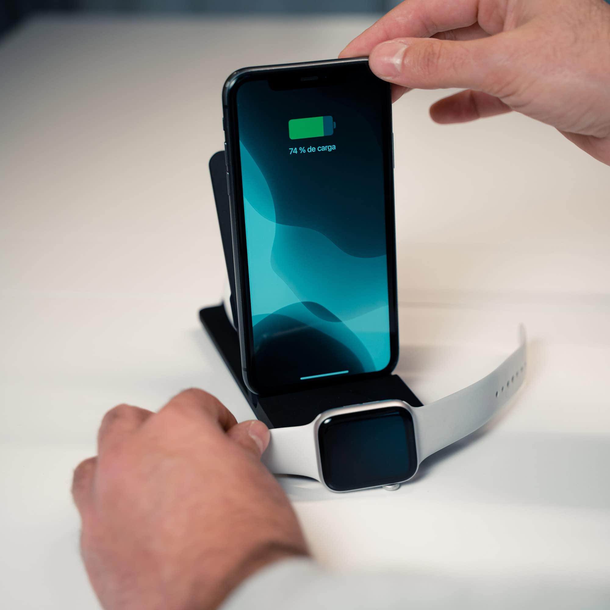 Caricabatterie wireless KSIX 3 in 15 W