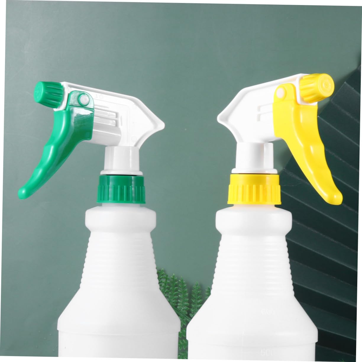8pz Bottiglie Spray in Pe 750ml Portatili per Irrigazione e Styling Chioma, Bottiglie Spray Trasparenti per Cosmetici e Detergenti Colore Casuale