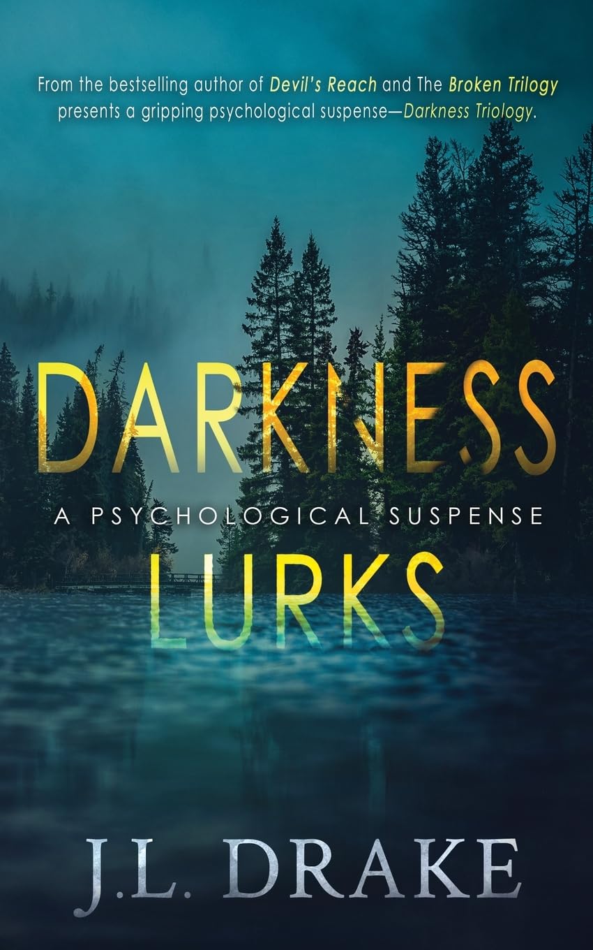 Darkness Lurks: 1 (Darkness Trilogy)