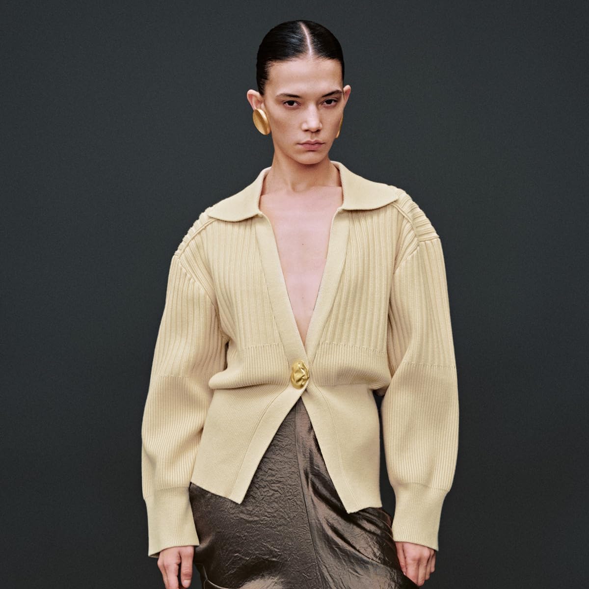 URBAN REVIVO Women's Cardigan V-Neck Lapel Long Sleeve Knitted Cropped Casual Sweater with Metal Button 2025 - Image 3