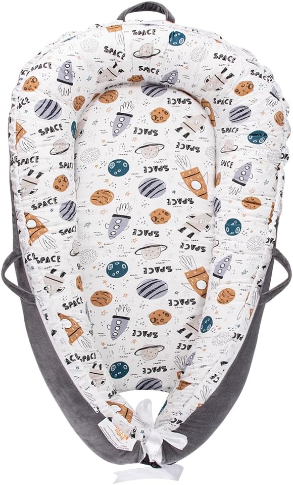 Chilling Home Baby Nest for Newborn, Portable and Adjustable Baby Lounger for 0-12 Months Boys Girls, Baby Essentials for Travel with Reversible 100% Cotton and Velvet Cover
