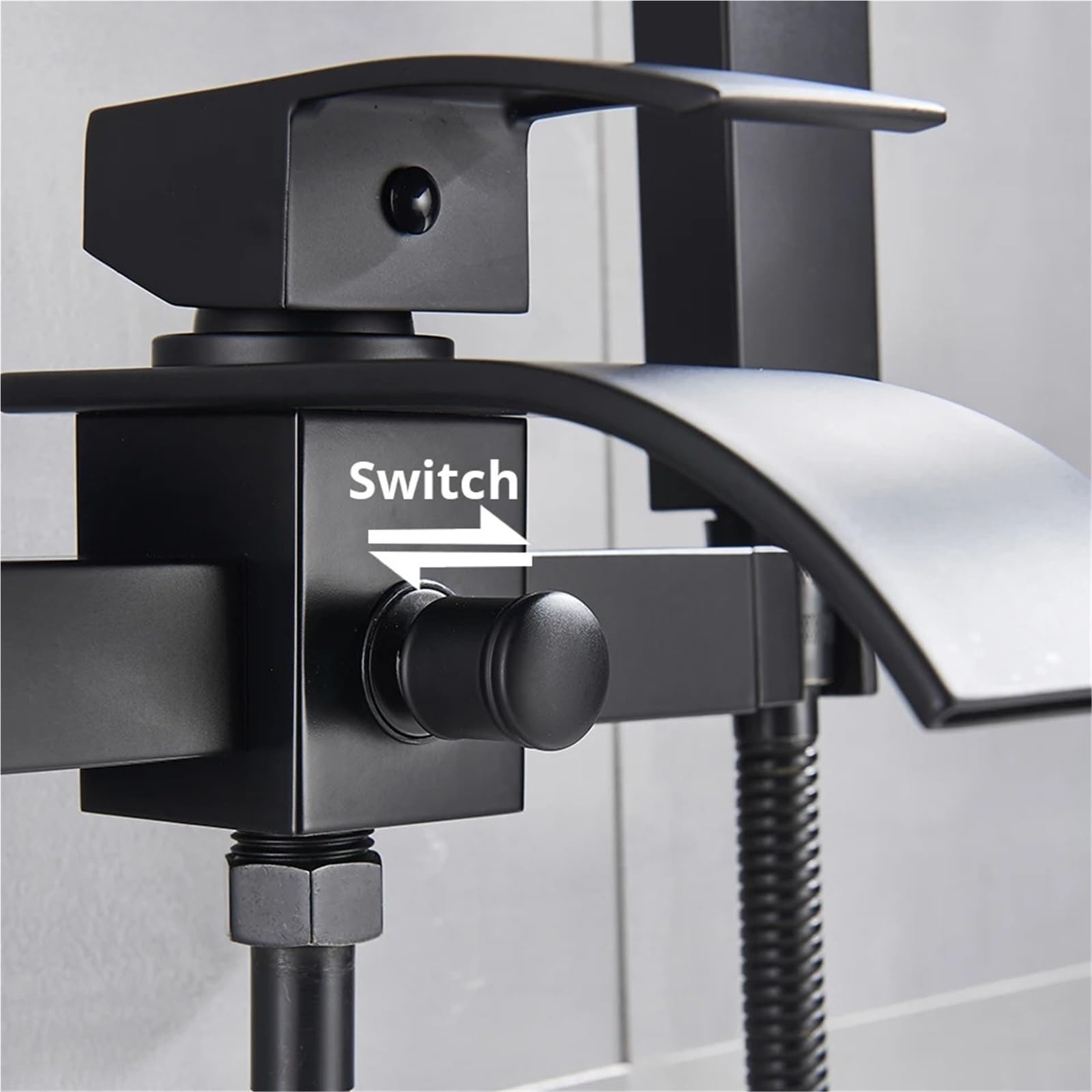 Rubinetto a cascata per vasca da bagno con doccetta – Miscelatore monocomando rubinetto da parete per vasca da bagno – Apparecchio da bagno elegante e funzionale