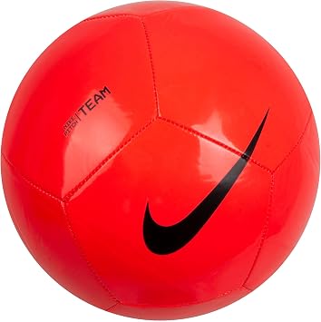 Nike Pitch Team Ball