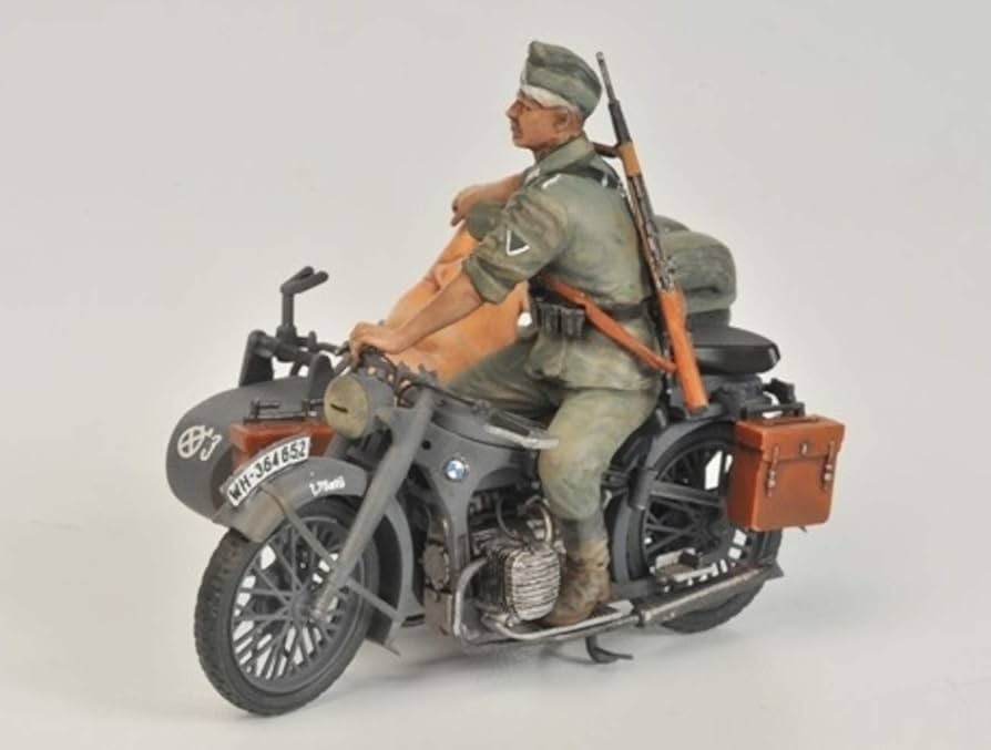ズベズダ　BMWサイドカー Amazon | ズベズダ 1/35 ドイツ軍 R12サイドカー プラモデル