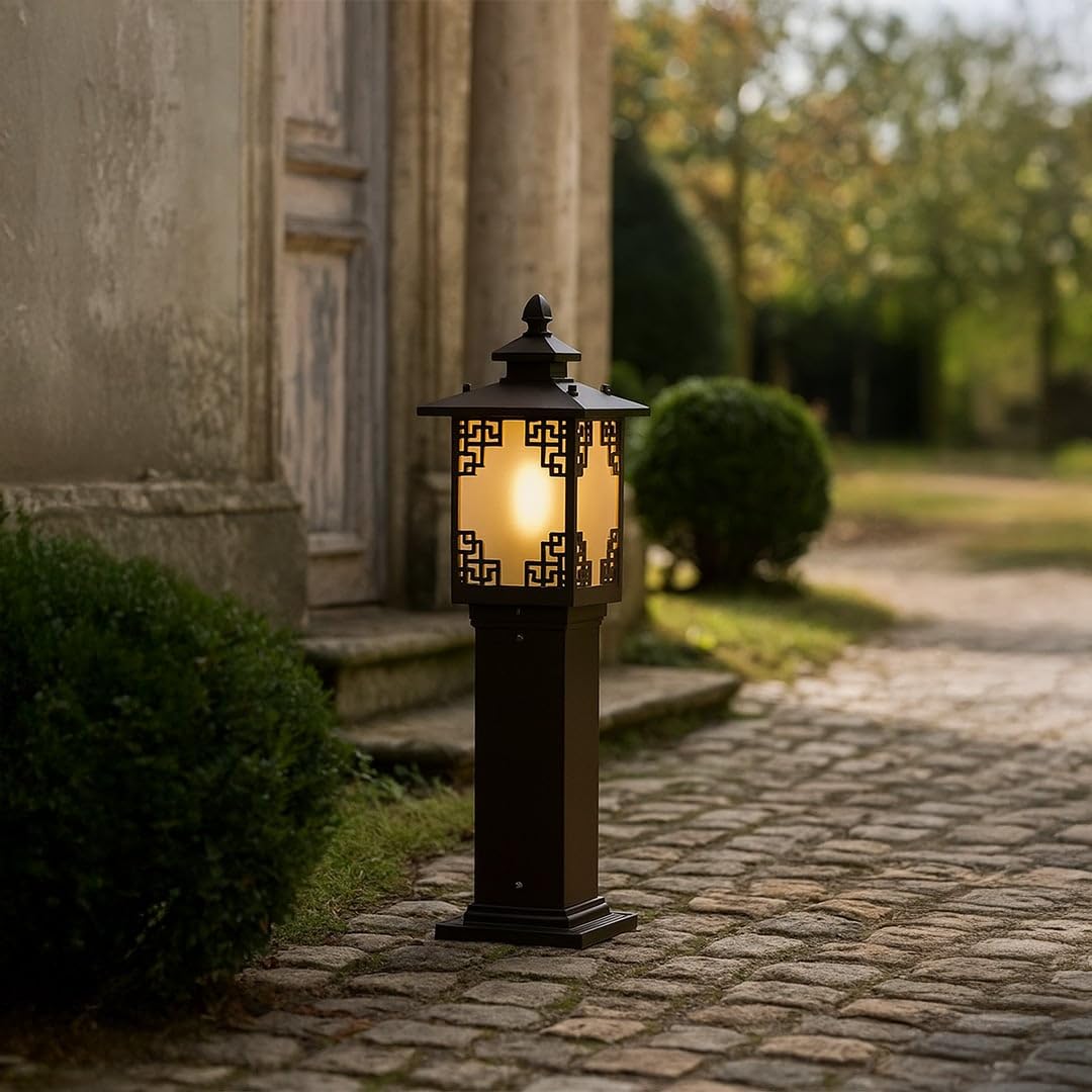 Whispering Homes Warwick Garden Pole Light-picture-22
