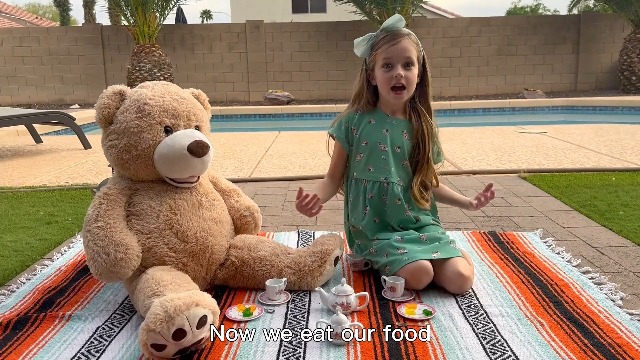 Amazon.com: MaoGoLan Giant Teddy Bears Stuffed Animal, 39 inches