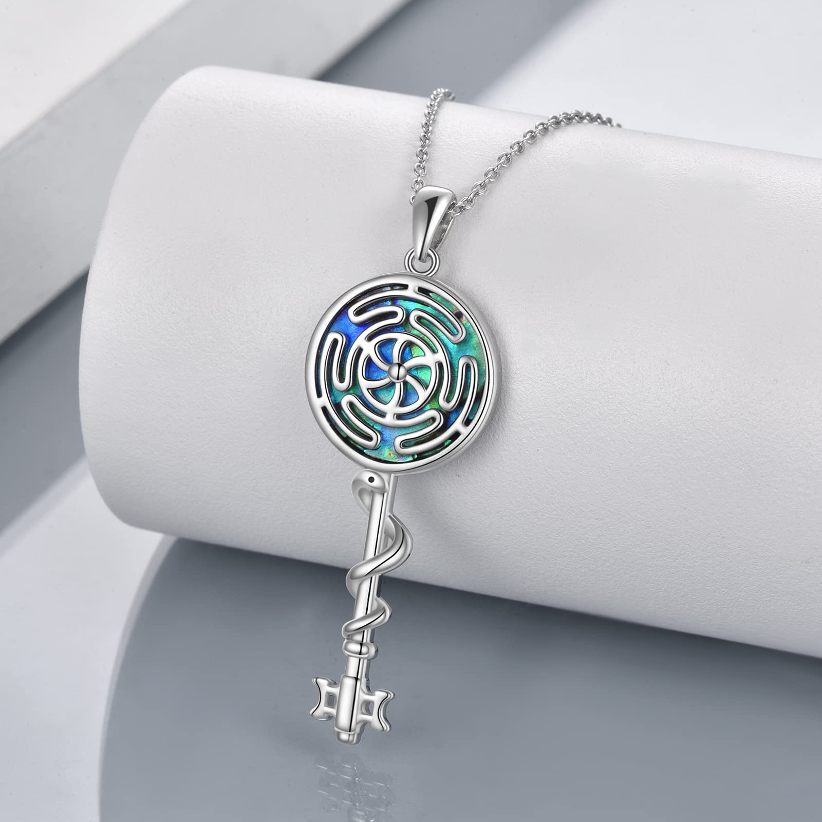 YAFEINI Hécate - Collar con colgante de plata S925 con símbolo de la diosa Wicca de Hécate para mujer
