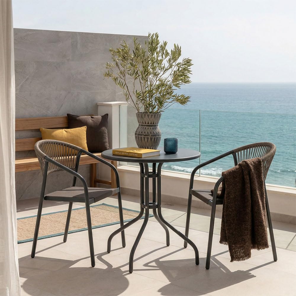UBERTI. Set bistrò da balcone tavolino rotondo in metallo e 2 sedie in metallo con braccioli impilabili con schienale in corda, set salvaspazio per veranda e giardino - Max & Gaia (Grigio Scuro)