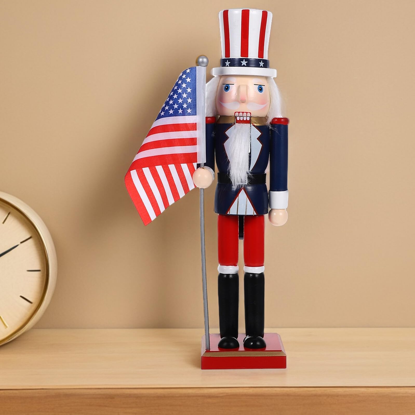 Cabilock Nussknacker Figur 38cm mit Beweglichem Maul Amerikanischer Soldat mit Flagge Stabile Tischdekoration für Unabhängigkeitstag und Weihnachten