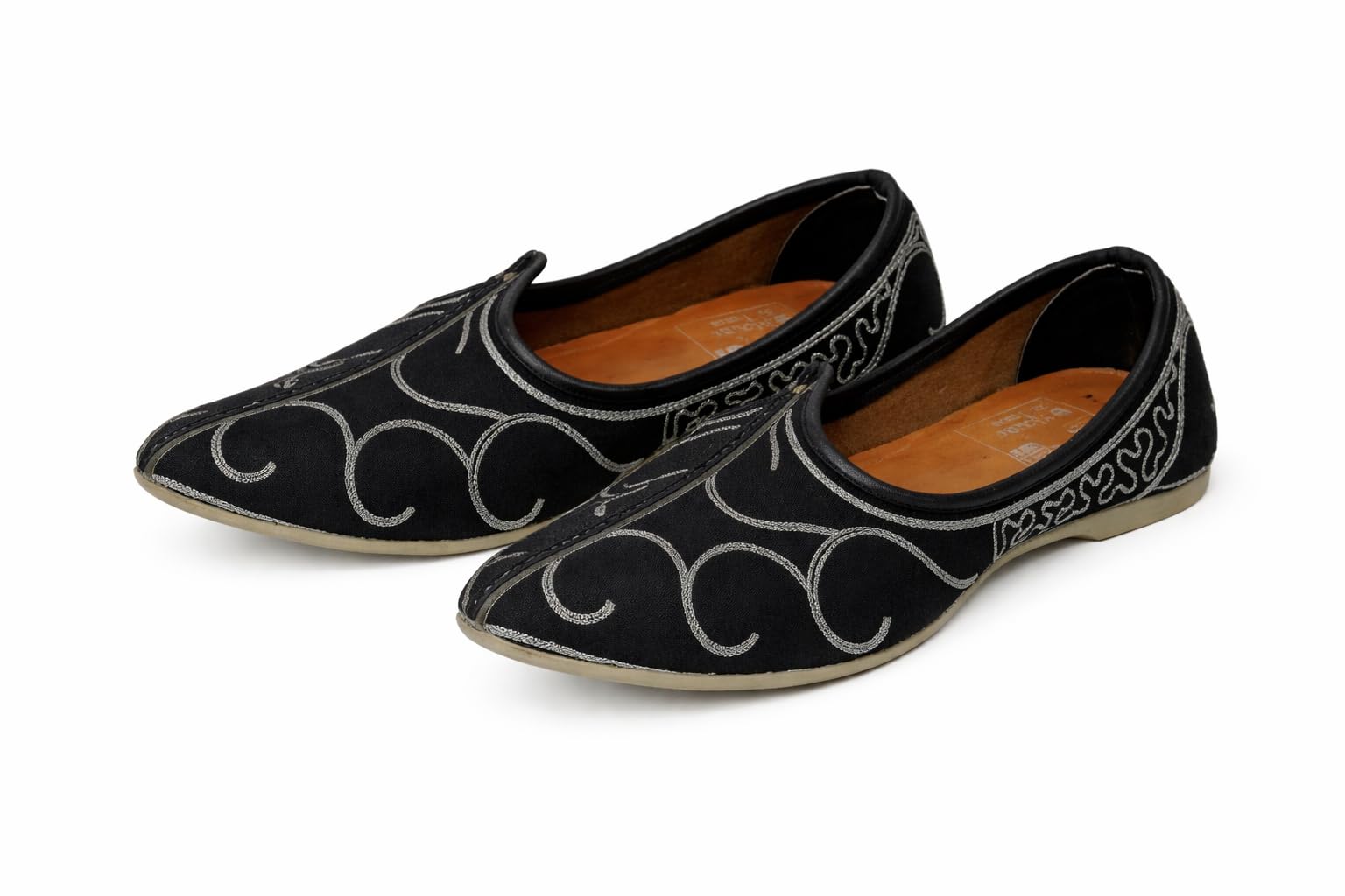 Men’s Black Embroidered Jutti – Handmade Ethnic Slip-On Shoes | Traditional Mojari | Comfortable Wedding & Festive Footwear-picture-53